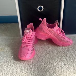 Steve Madden size 8.5 pink